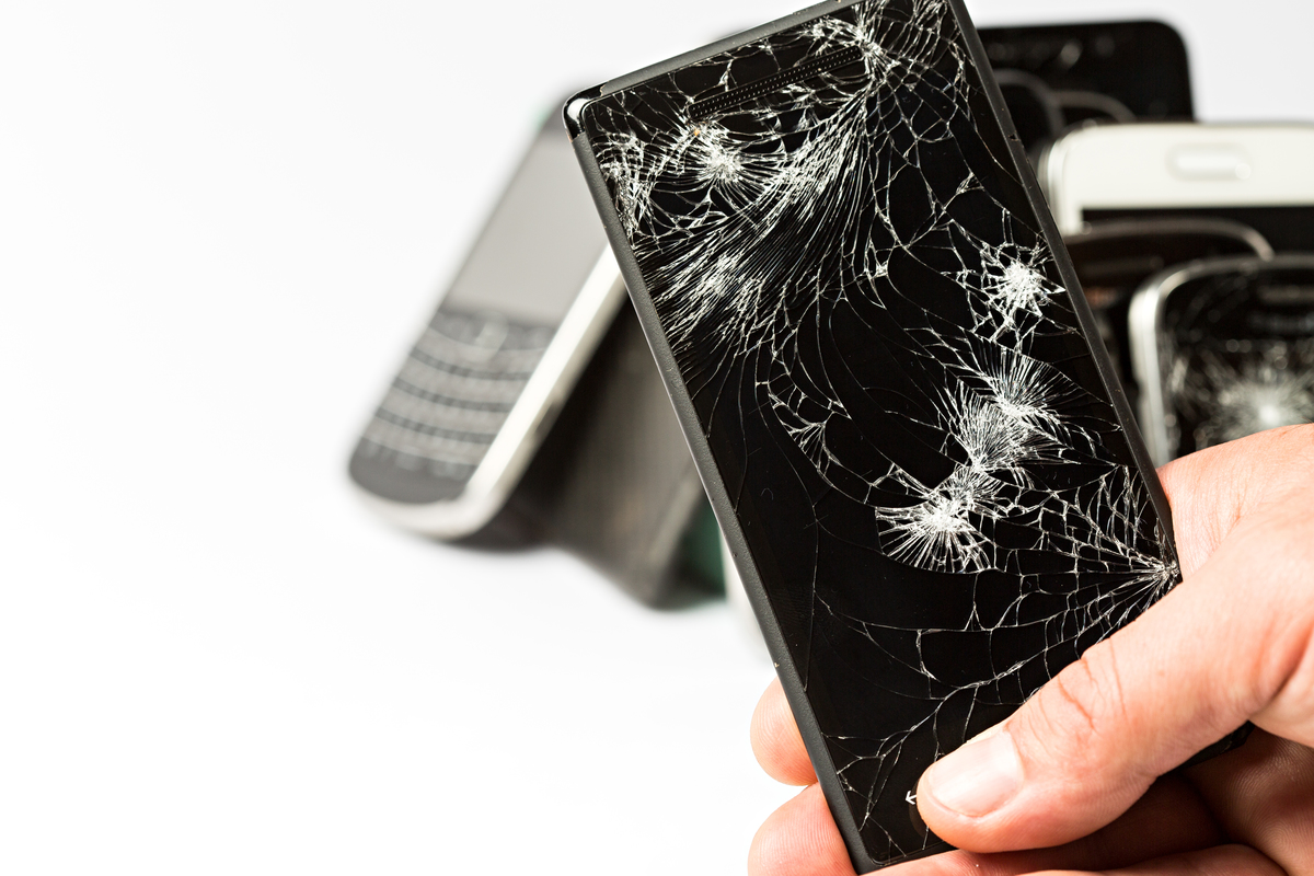 Phone Repairs Near Me - Broken Screen Service Broken phone repairs near me - screen and battery damage